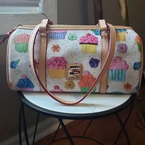 DOONEY AND BOURKE Cupcakes
